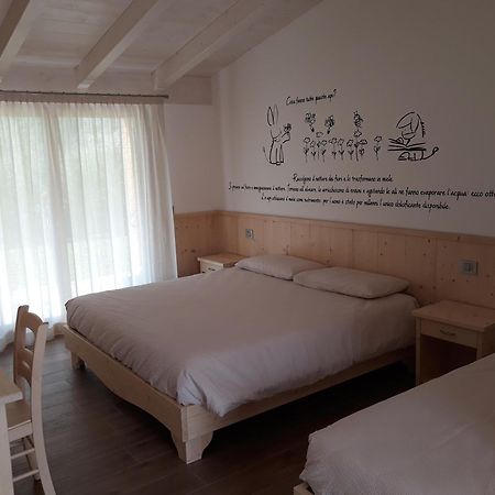 Agriturismo L' Isola Di Arturo Trydent Zewnętrze zdjęcie